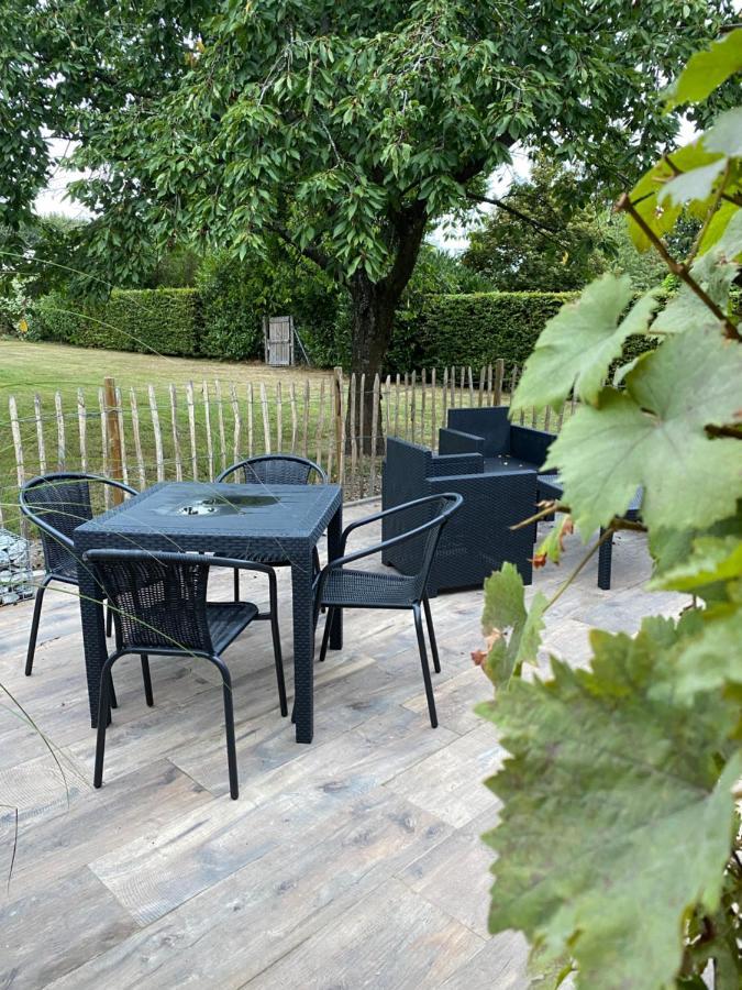 Maisonnette Les Garages Villa Намюр Екстериор снимка